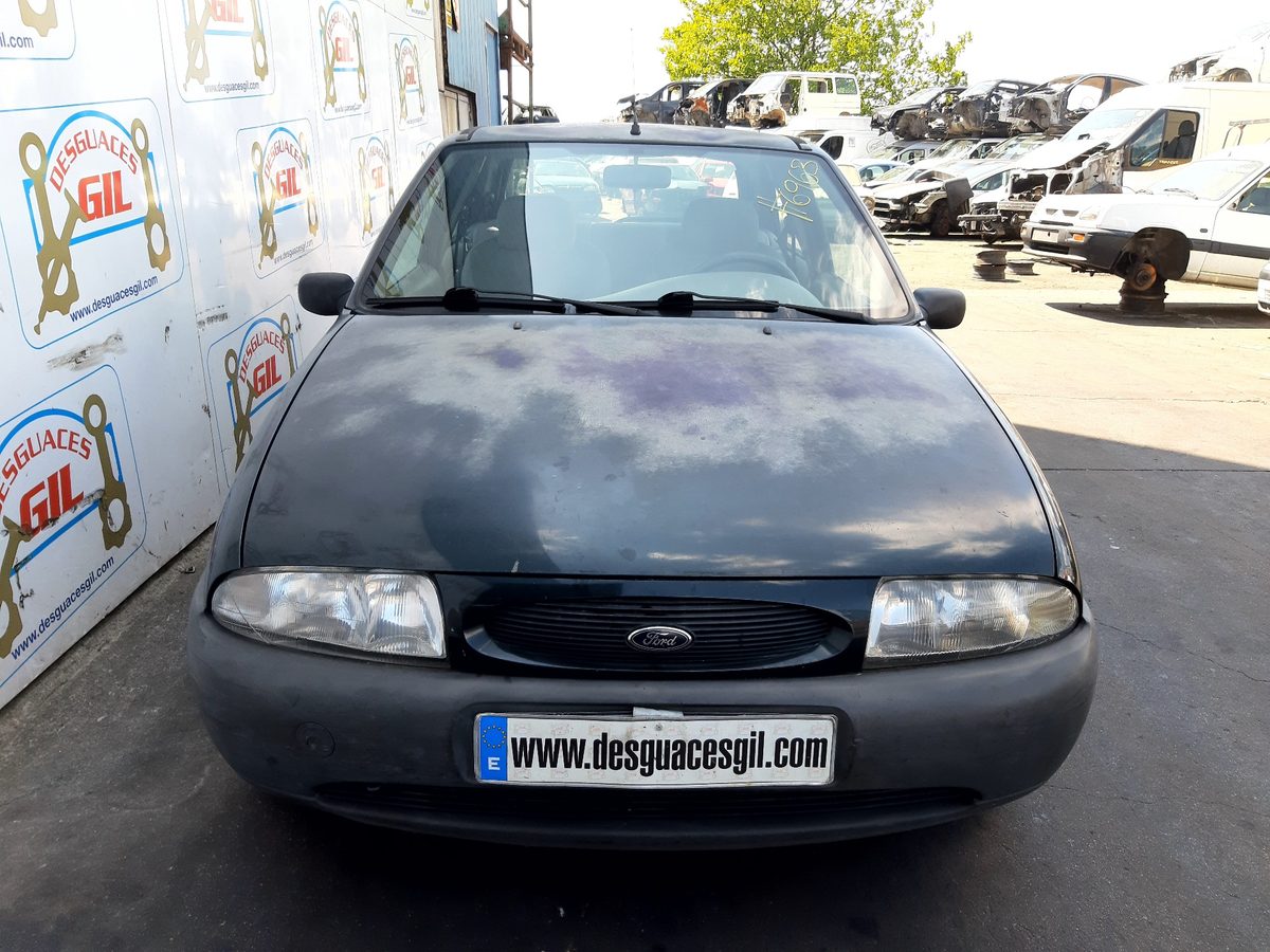 Cerradura Porton Ford Fiesta Berlina 1995-1999 Básico