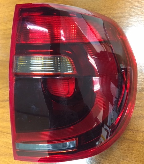 FAROL TRA DER VW FOX 10 (FUME)