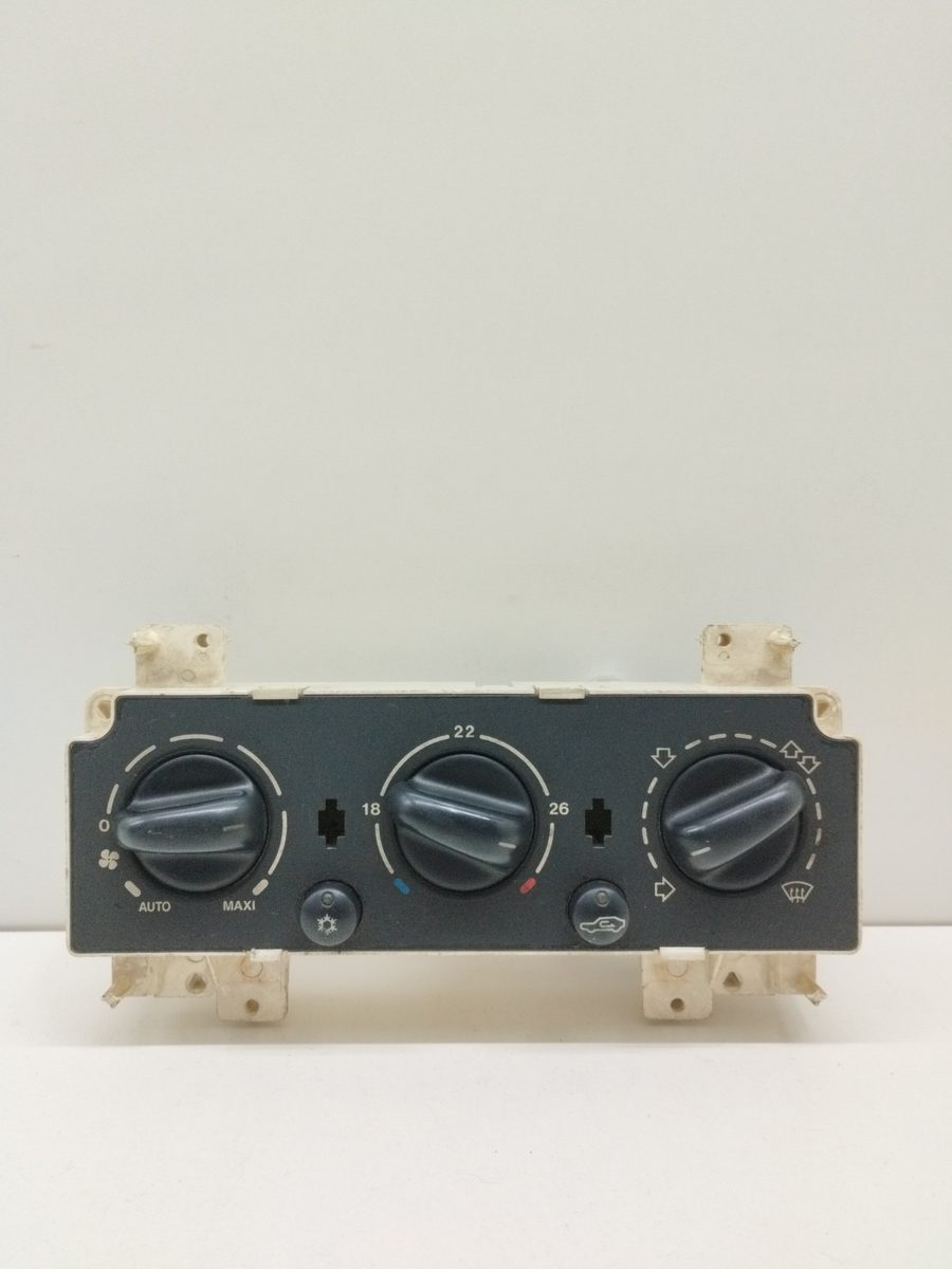 Comandos de Calefacción Citroën Xsara Berlina 1997-2005 1.9 TD Exclusive 1.9L 66kW 654524A