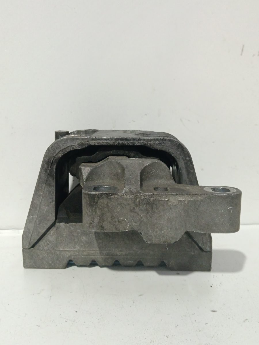 Soporte Motor Derecho Volkswagen Jetta (1K2) 2005-2010 Advance 1.9L 77kW 1K0199252