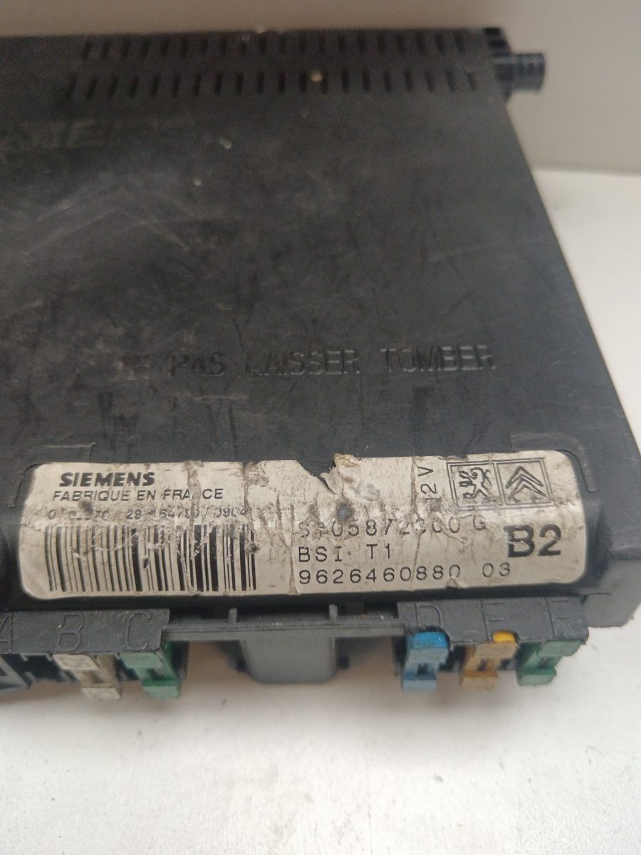 Caja Reles / Fusibles / Modulo Bsi Peugeot 206 Cc 2001-2007 1.6 16V CAT 962646088003