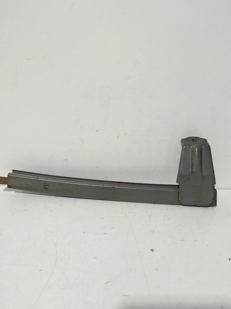 Guias de Vidrio Delantero Izquierdo Toyota Corolla (E15) 2006-2011 Luna
