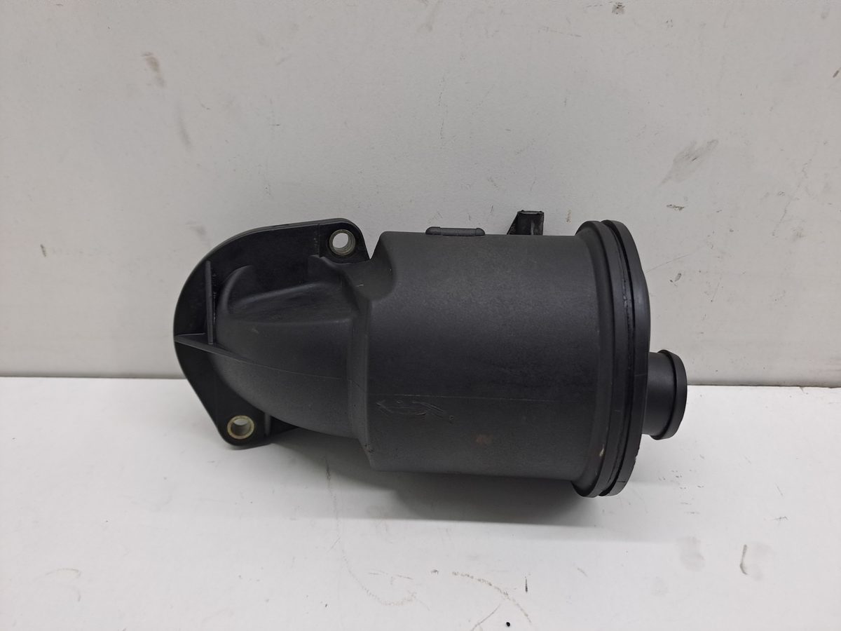 Separador de Gases Volkswagen Polo Berlina (6N1) 1994-1999 Air 1.6L 55kW 030103495J
