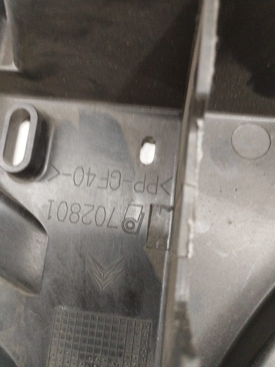 Carcasa de Electroventilador Citroën C5 Berlina 2001-2004 2.0 HDi 2.0L 80kW 702801