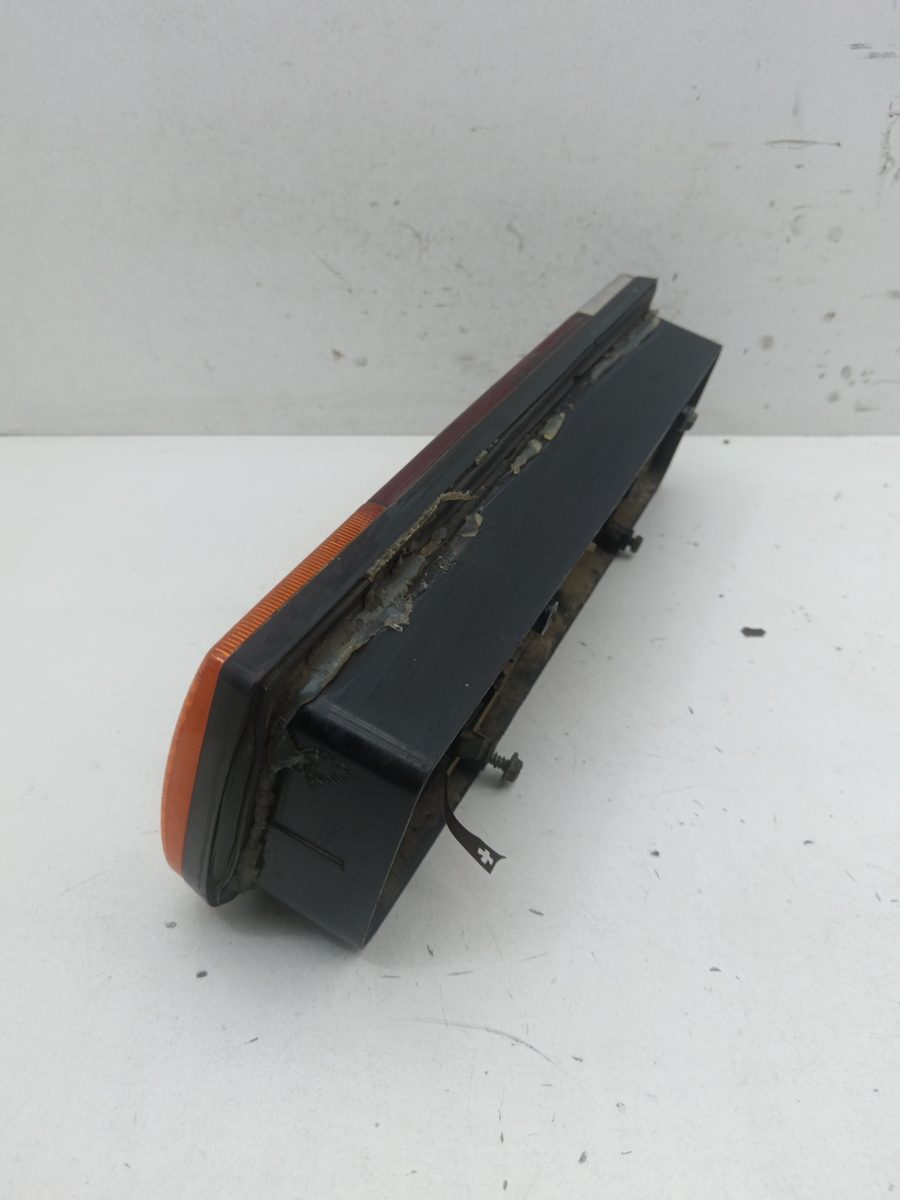 Farol Trasero Derecho Exterior Chevrolet Ascona B desde 1975 Básico SWF396896
