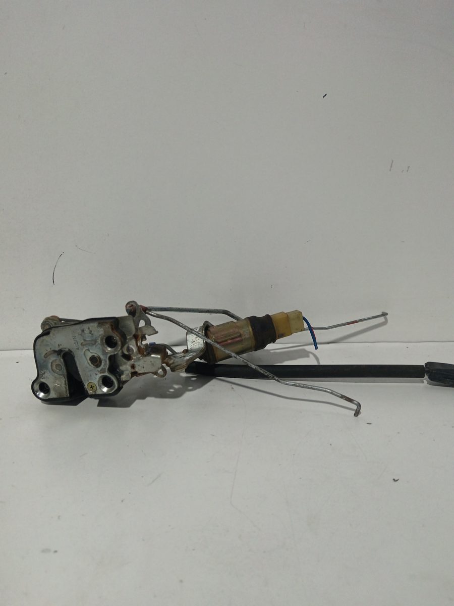 Cerradura Puerta Delantera Derecha Toyota Corolla 1986-1990