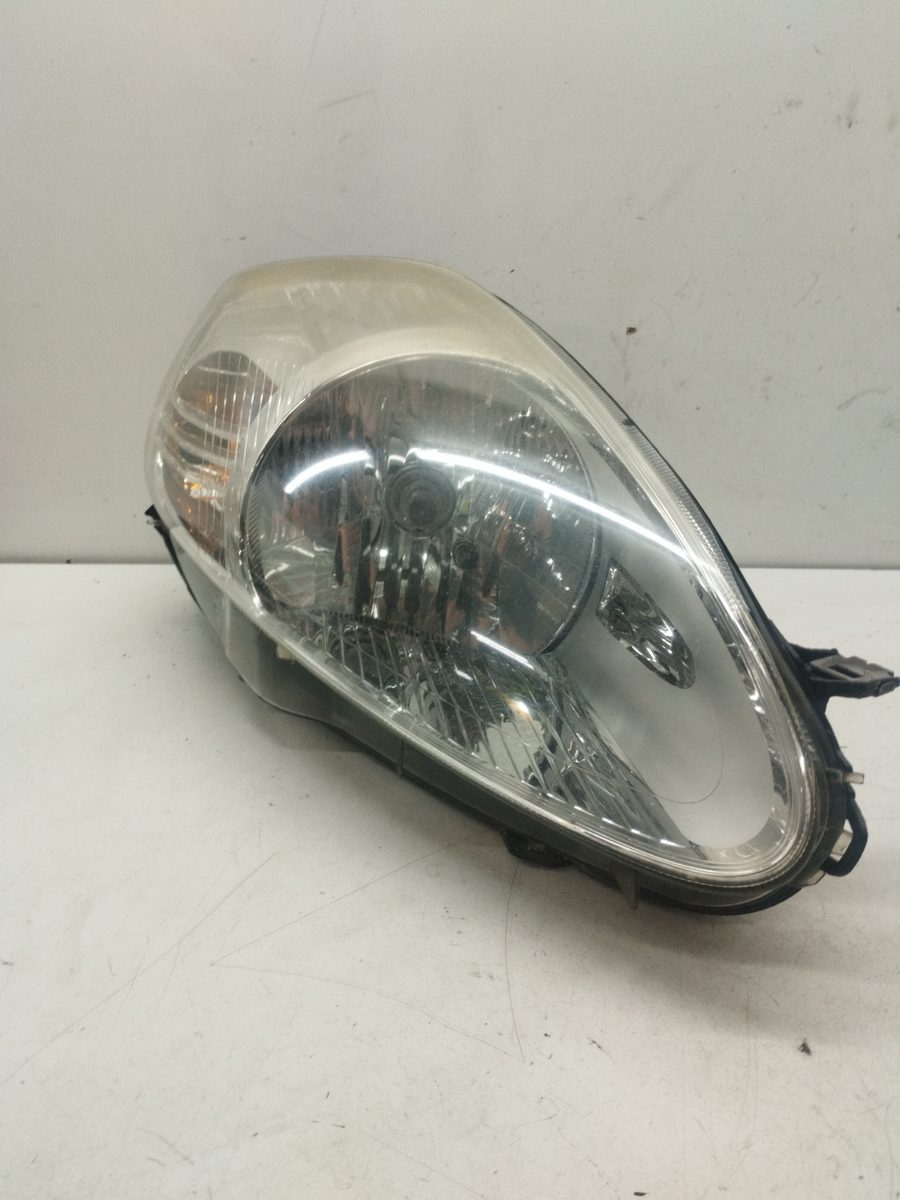Faro Delantero Derecho Fiat Punto (EVO) (199) 2009-2012 Emotion