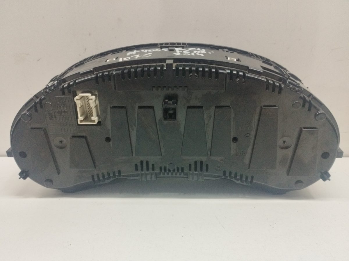 Tablero de Instrumentos Citroën C4 Lim. 2010-2018 Seduction 1.6L 68kW A2C82218200