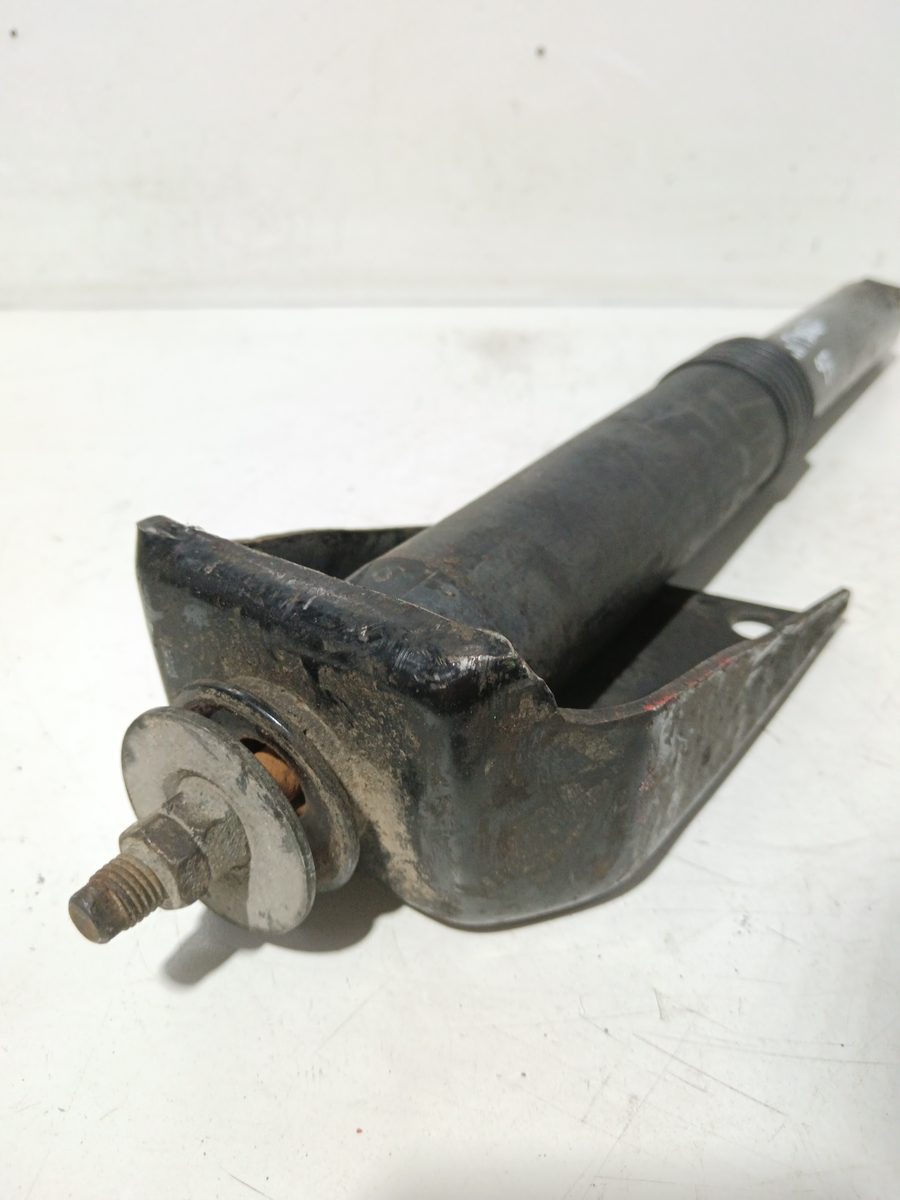 Amortiguador Trasero Der/Izq Kia Pregio 1997-2004 2.5L 69kW 98F29