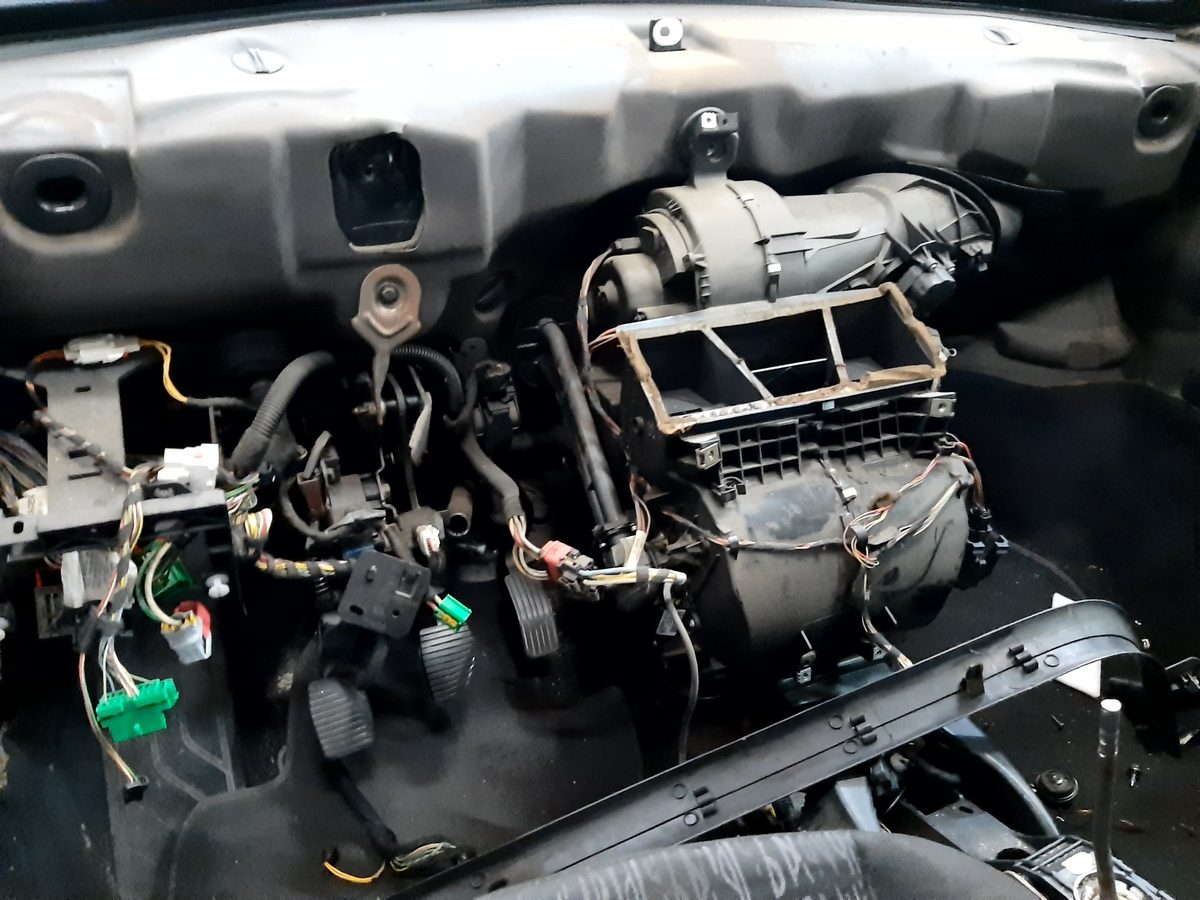 Tablero de Instrumentos Peugeot 307 (S1) 2001-2005 XS 2.0L 79kW P9646742480