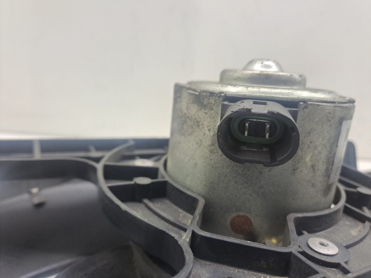 Electroventilador Renault Logan 2005-2012 1.4 CAT 1.4L 55kW 8240525