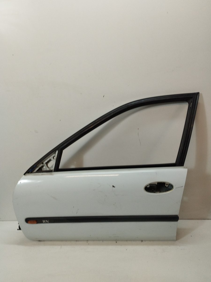 Puerta Delantera Izquierda Renault Laguna (B56) 1998-2001 RT