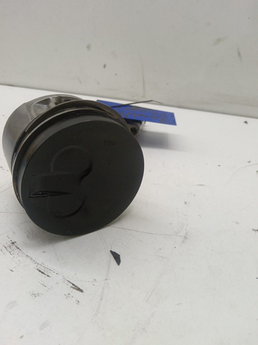 Piston Y Biela Renault Laguna (B56) 1998-2001 2.2 Turbodiesel 2.2L 83kW