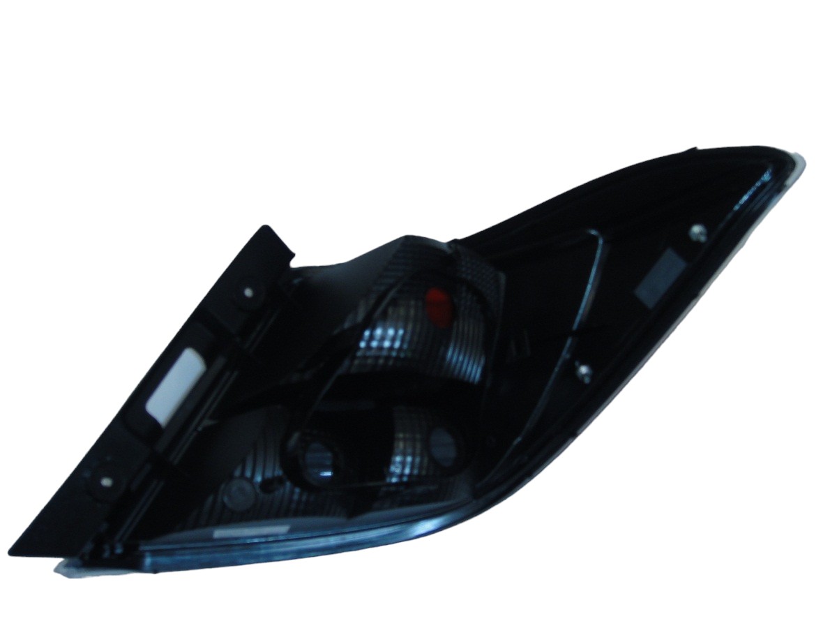 FARO TRASERO IZQUIERDO CHEVROLET PRISMA LTZ 2013/2017 (FUME)