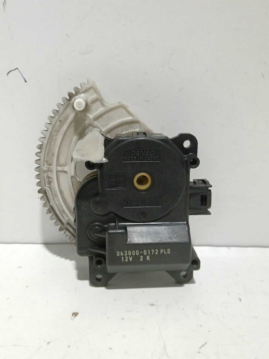 Servomotor de Calefacción Toyota Corolla (E15) 2006-2011 Luna 2.0L 93kW 0638000172PLS