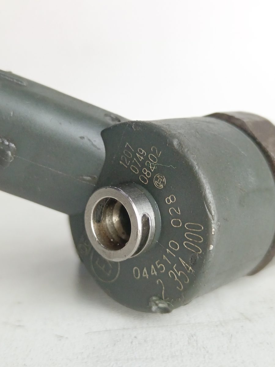 Inyector BMW Serie 7 (E38) 1994-2001 3.0 24V Turbodiesel CAT 3.0L 142kW 0445110028