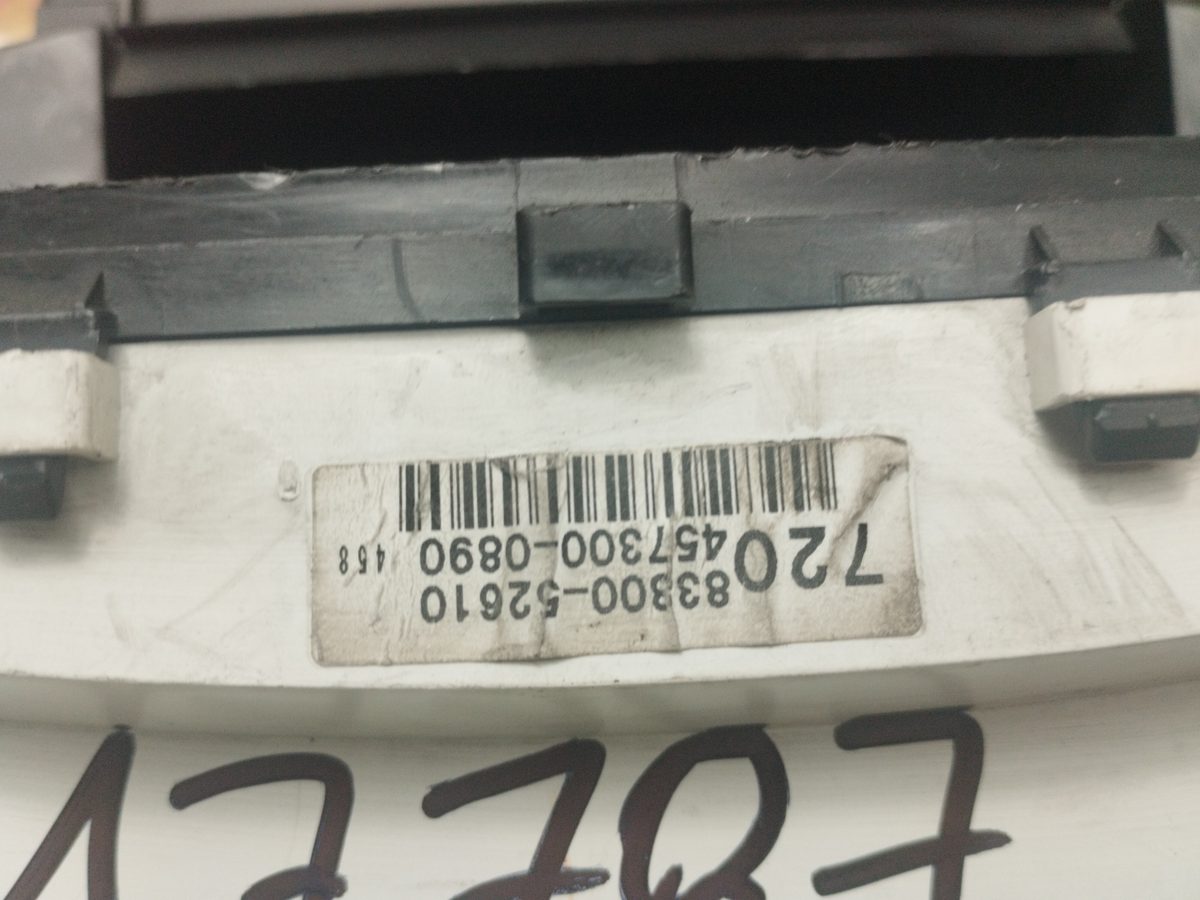 Tablero de Instrumentos Toyota Yaris (NCP1/NLP1/SCP1) 1999-2005 1.0 Start 7208380052610