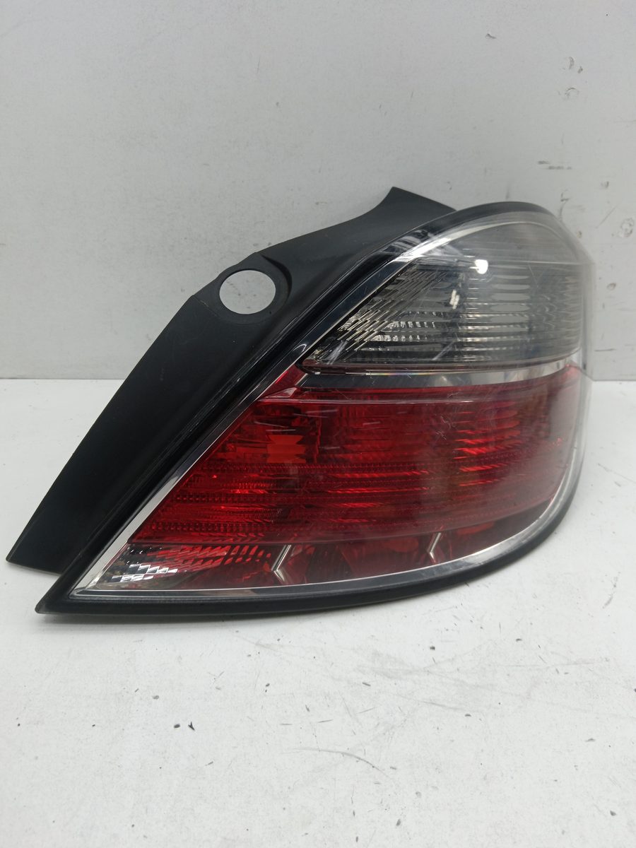 Farol Trasero Derecho Exterior Chevrolet Astra H Berlina 2004-2007 495056087