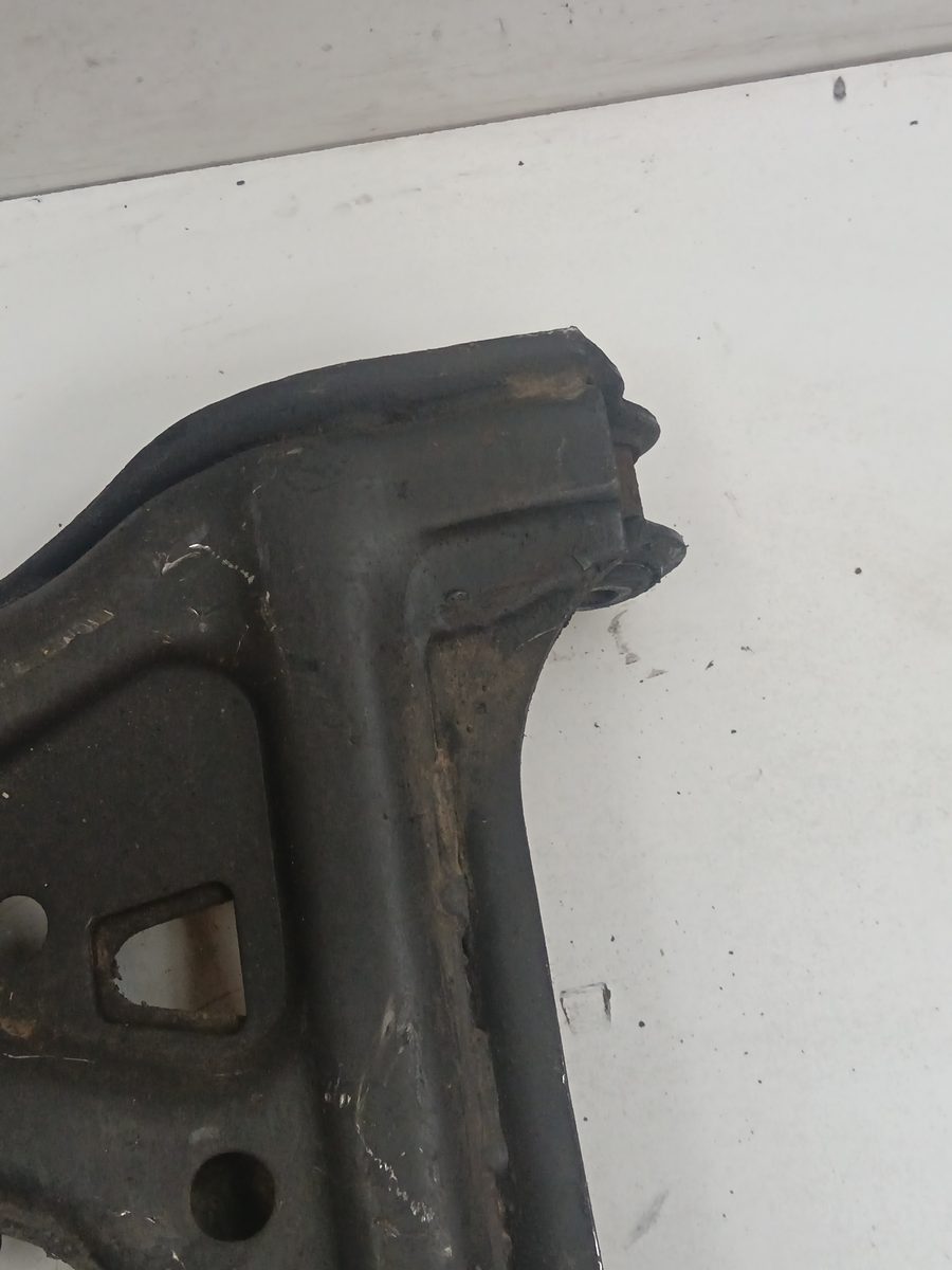 Parrilla De Suspension Inferior Delantera Izquierda Chevrolet Blazer (NEU) 1994-2001