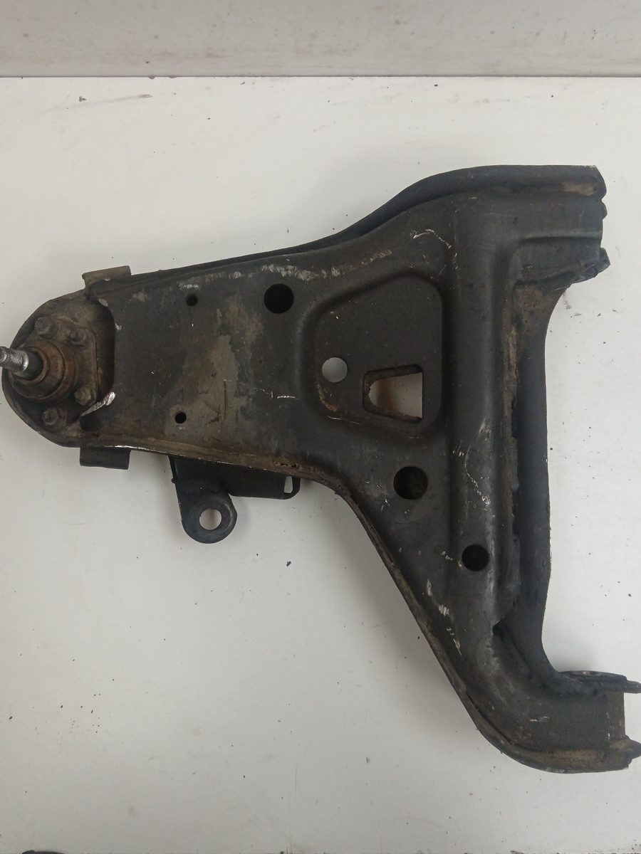 Parrilla De Suspension Inferior Delantera Izquierda Chevrolet Blazer (NEU) 1994-2001