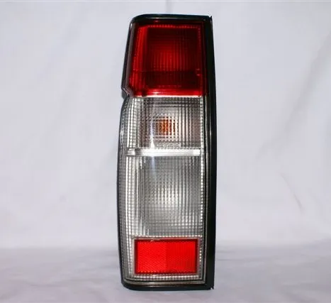 FAROL TRA IZQ NISSAN D21-22 (POLICIA) DEPO