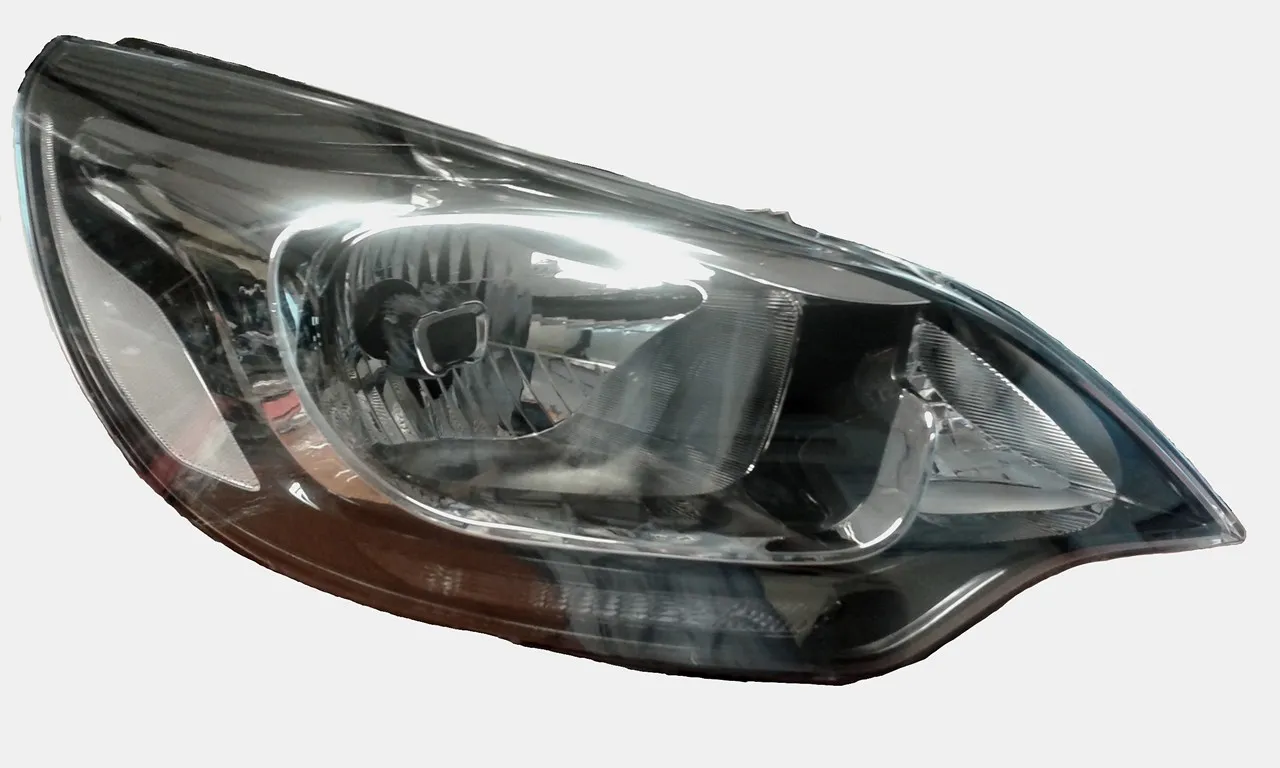 SEMIOPTICA DER KIA RIO 12 (SEDAN) DEPO