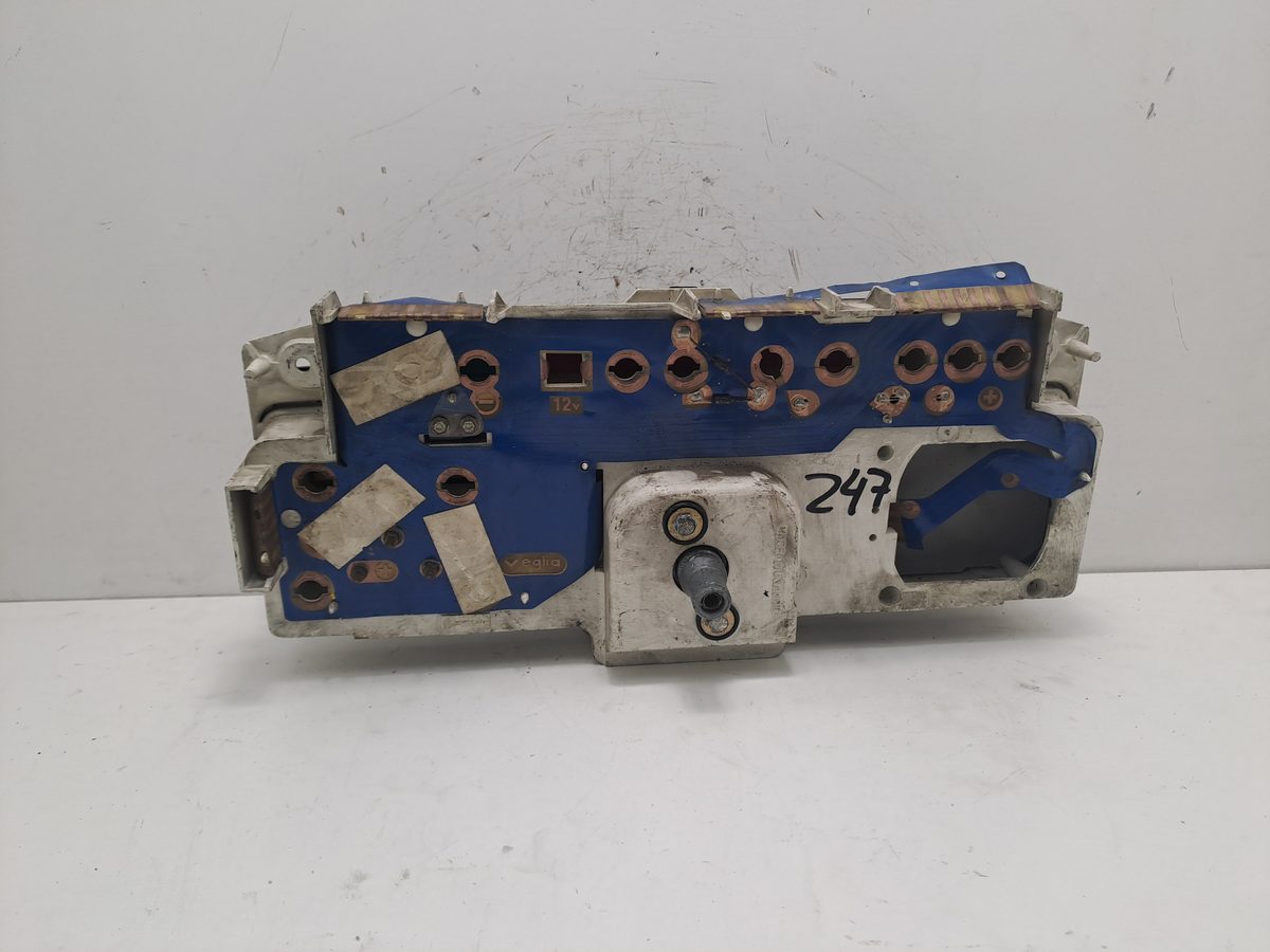 Tablero de Instrumentos Peugeot 205 Berlina 1983-1998 1.8 Diesel CAT 1.8L 43kW 9253234280