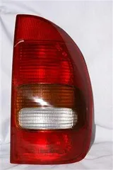 Faro trasero derecho