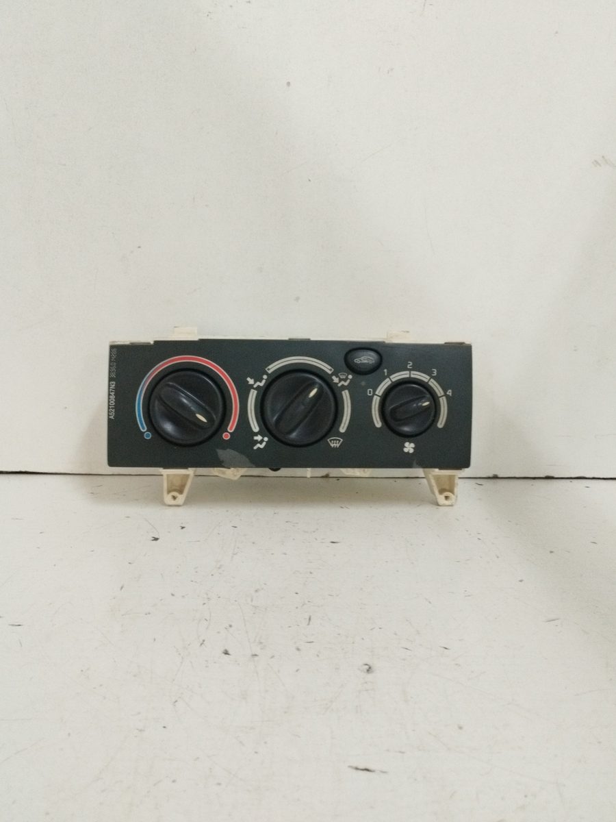 Comandos de Calefacción Renault Megane I Classic (LA0) 1996-2001 1.6e Alize 100839
