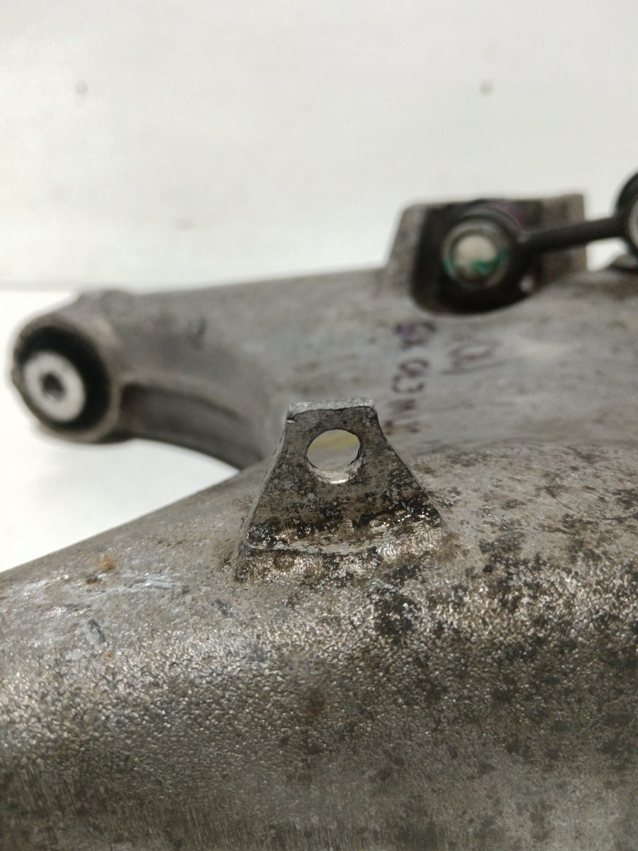 Parrilla de Suspension Inferior Trasera Derecha BMW X5 (E70) 2006-2013 0121421