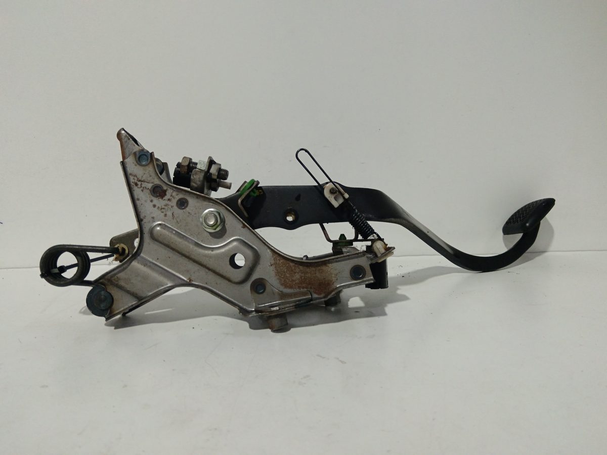 Pedal Freno Toyota Corolla (E15) 2006-2011 Luna