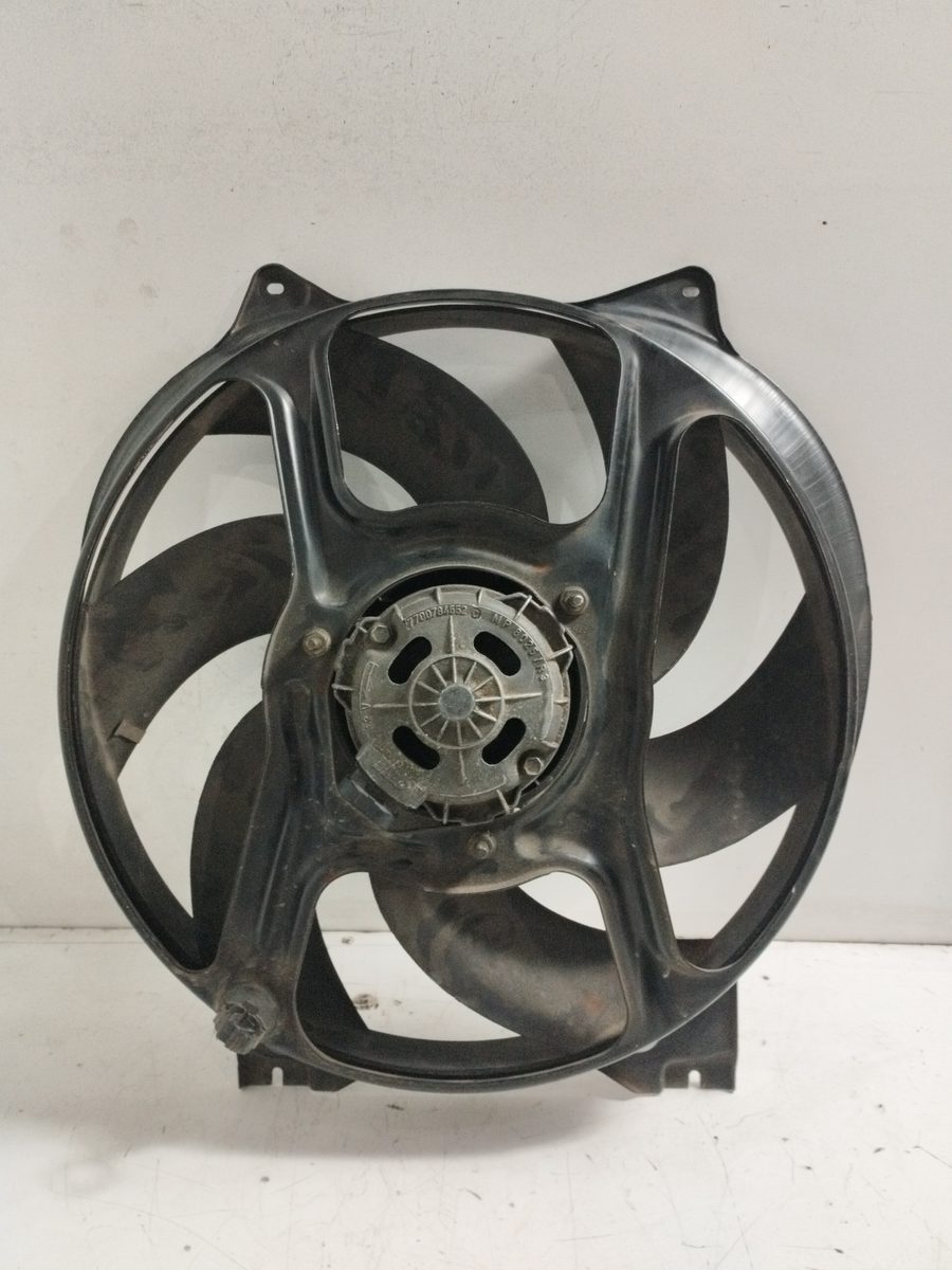 Electroventilador Renault Clio I Fase I+II (B/C57) 1991-1998 1.8 CAT 1.8L 99kW 7700784652
