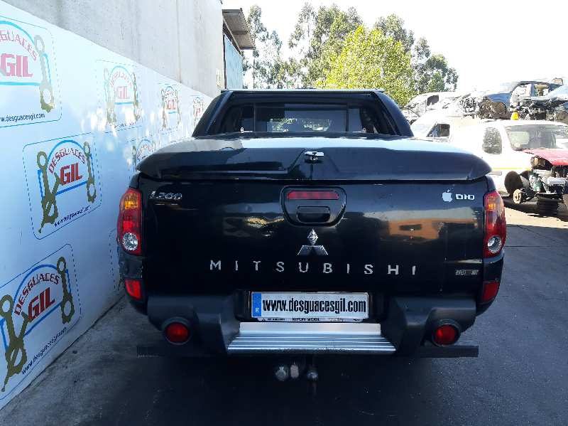 Caja Reles / Fusibles Mitsubishi L 200 (KA0/KB0) 2006-2015 2323006120