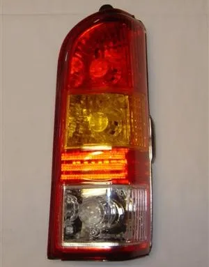 Faro trasero derecho