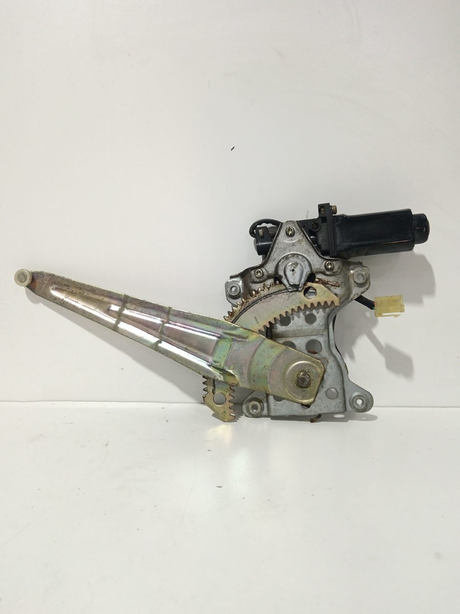 Alza Cristal Trasero Izquierdo Electrico Toyota Corolla 1986-1990