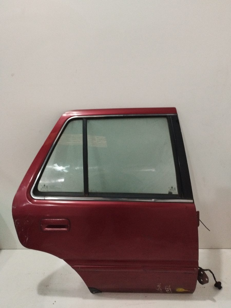 Puerta Trasera Derecha Hyundai Pony (X2) desde 1991