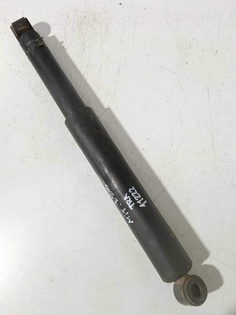 Amortiguador Trasero Der/Izq Mitsubishi L 200 (K60T) 1996-1999 2.5 Diesel MR151235