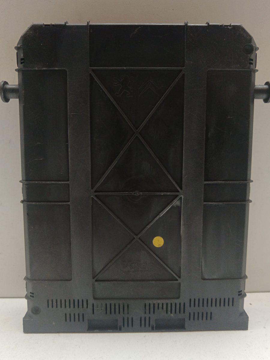 Caja Reles / Fusibles / Modulo Bsi Peugeot 207 2006-2012 Confort 1.4L 50kW 9666951980