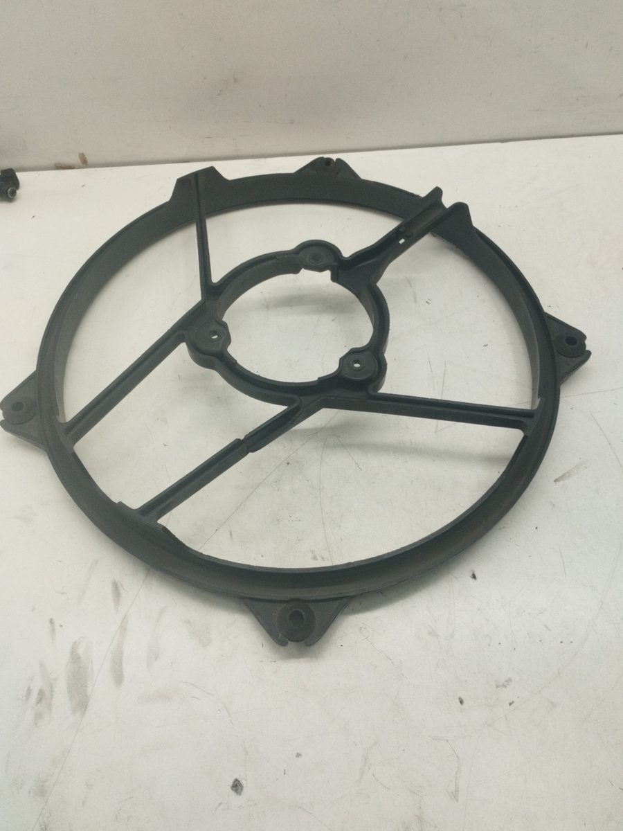 Carcasa de Electroventilador Peugeot 307 (S1) 2001-2005 XT 2.0L 79kW 9633808480