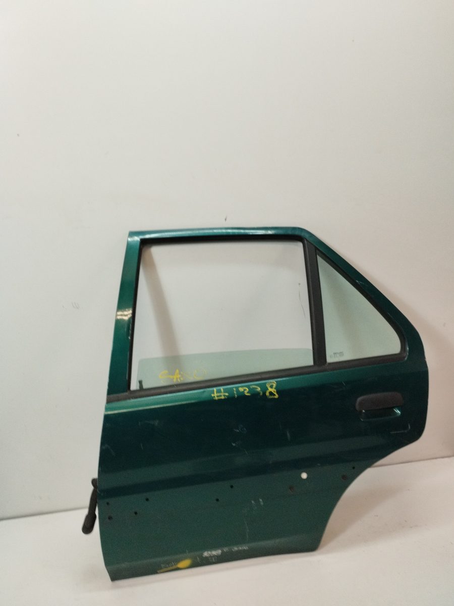 Puerta Trasera Izquierda Citroën Saxo 1999-2004 SX