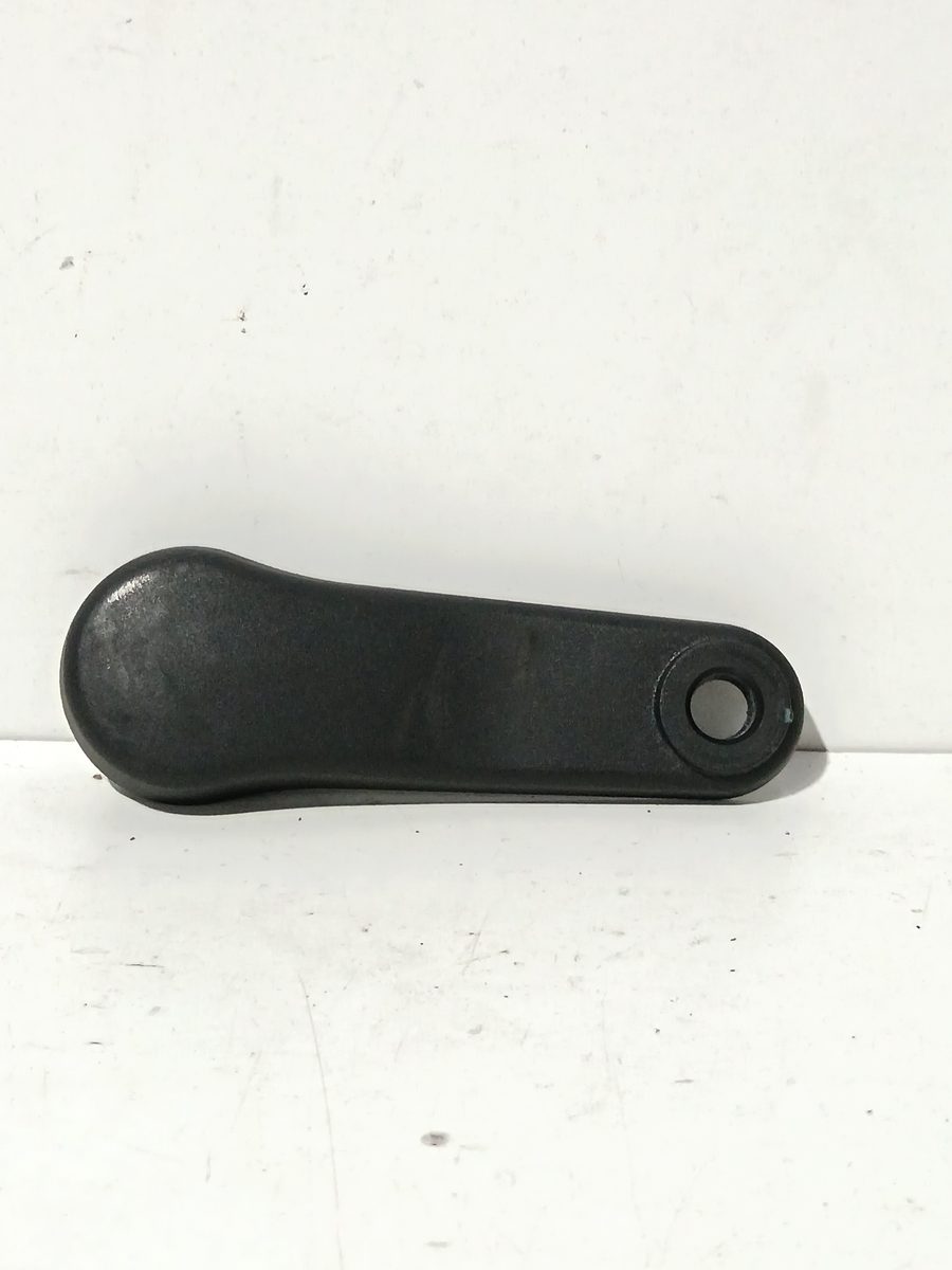 Manija Alza Cristal Delantero Derecho Volkswagen Up! (121) 2011-2016