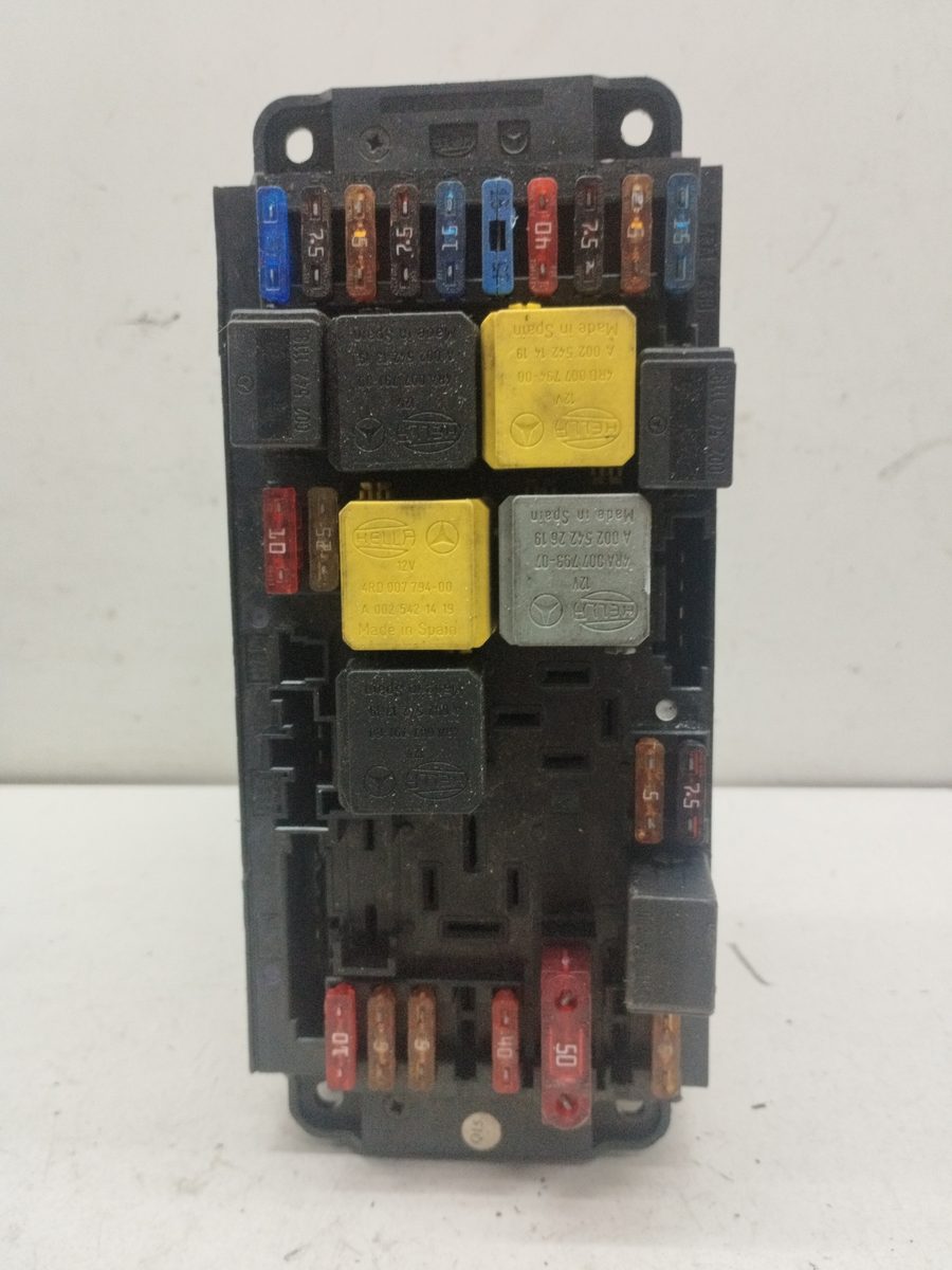 Caja Reles / Fusibles / Modulo Bsi Mercedes-Benz Clase C (W203) Berlina 0025459301