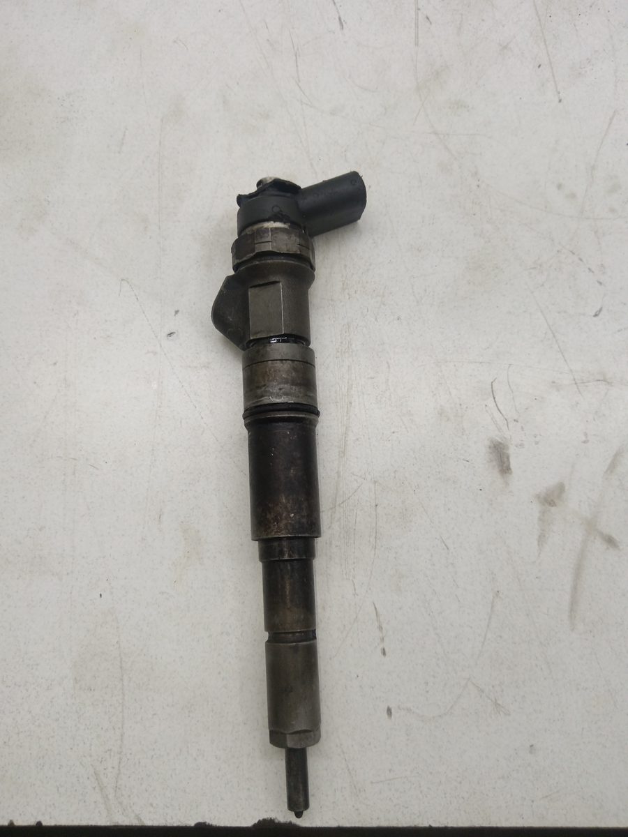 Inyector Kia Sorento 2002-2010 2.5 CRDi EX 2.5L 103kW 0445110688T2E