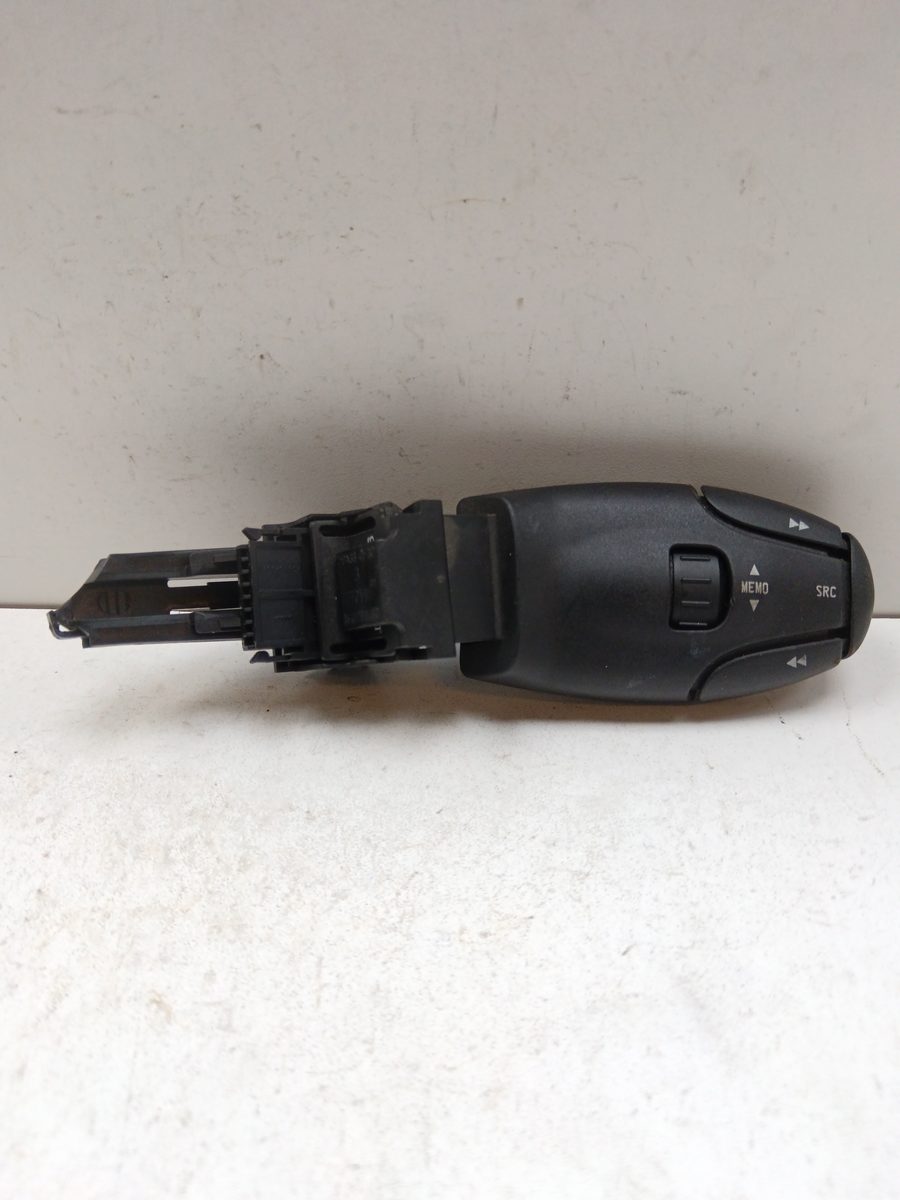 Mando de Radio Peugeot Partner (S2) 2002-2008 Combi Pro 1.9L 51kW 9641796480
