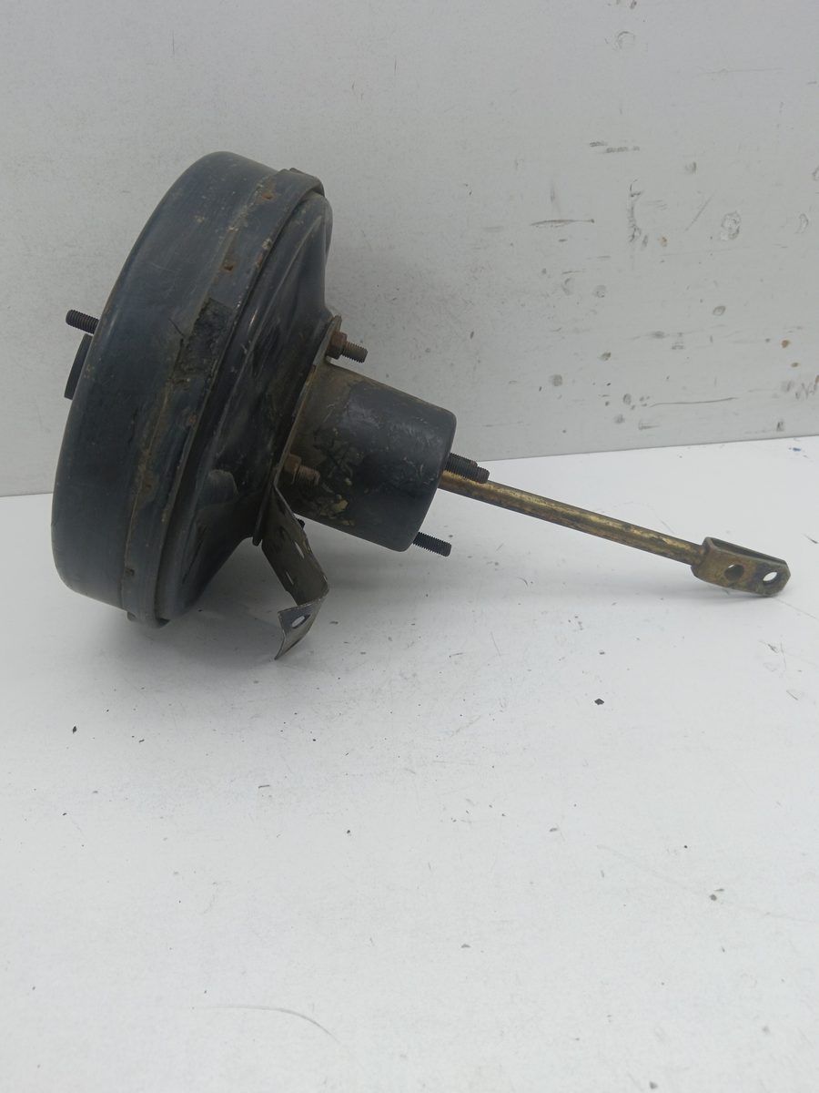 Servofreno Volkswagen Passat Berlina (312) 1988-Actualidad 1,8 1.8L 82kW 368525005