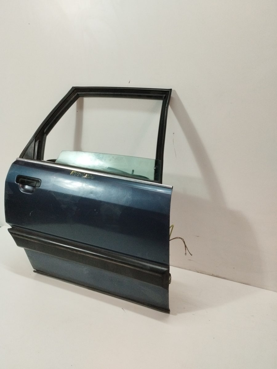 Puerta Trasera Derecha Audi 100 Avant (445) desde 1988 Básico