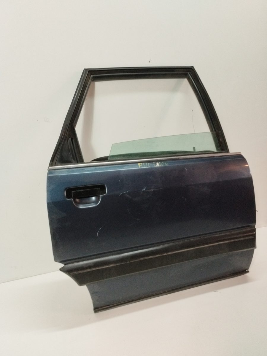 Puerta Trasera Derecha Audi 100 Avant (445) desde 1988 Básico