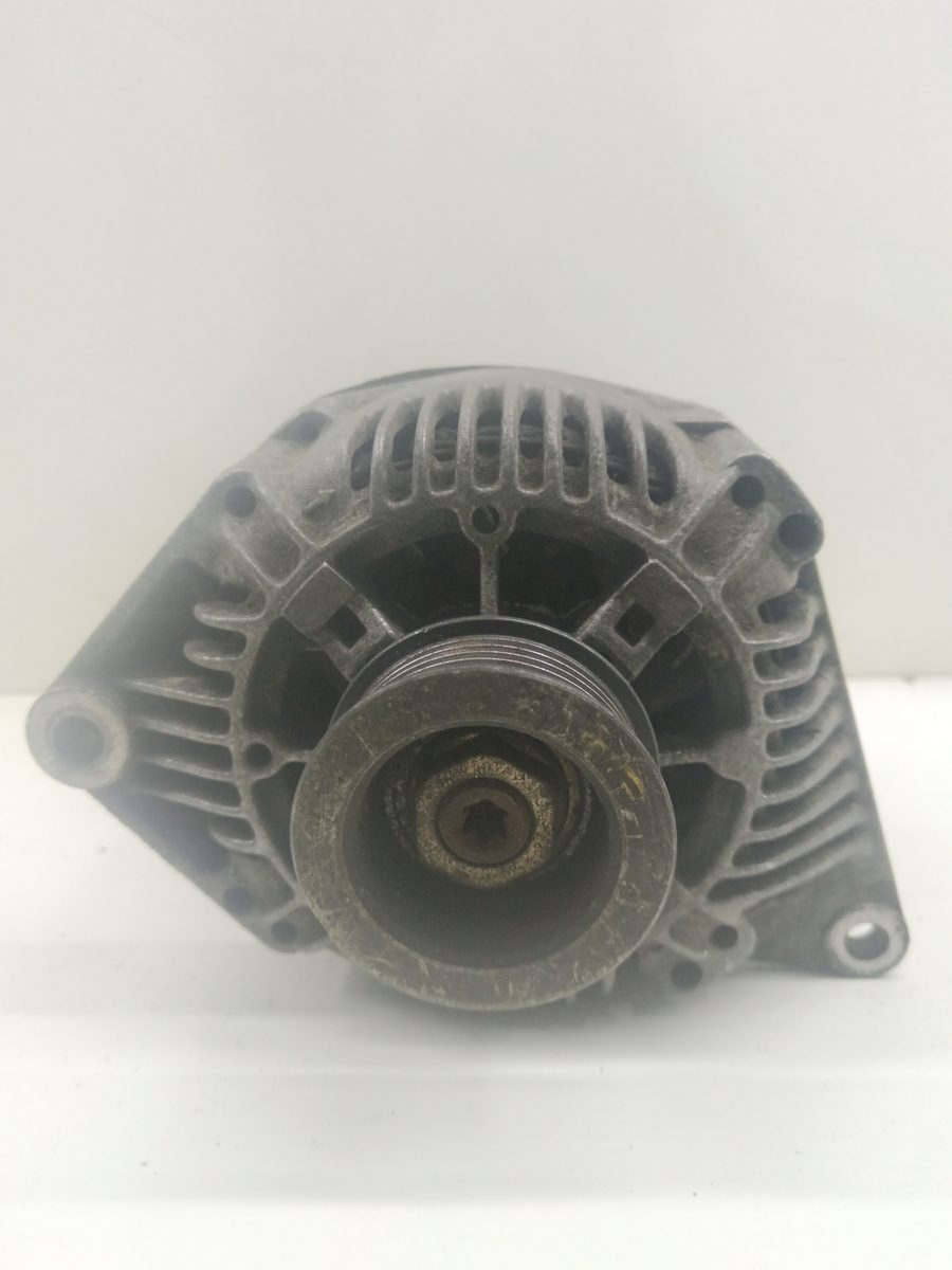 Alternador Renault Laguna (B56) 1998-2001 2.2 dT RXE 2.2L 83kW
