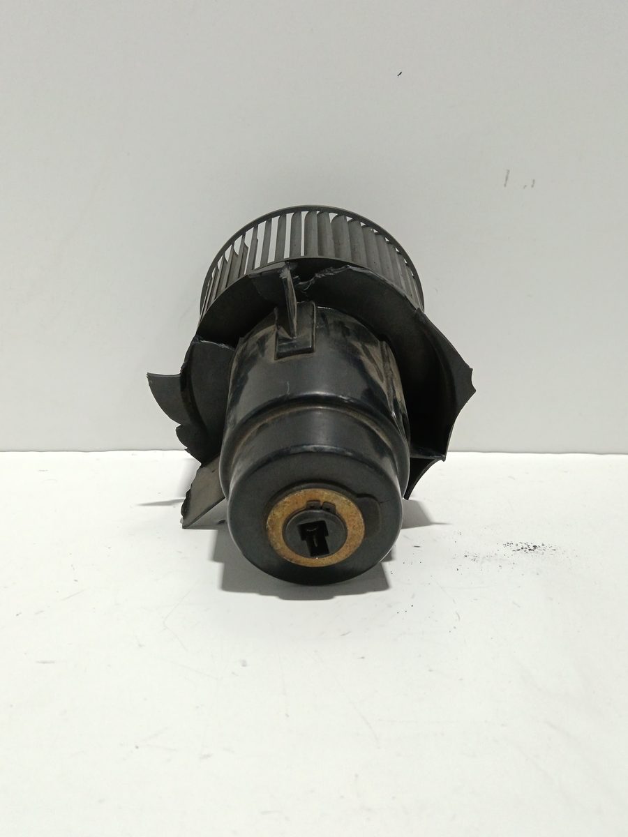 Motor Calefaccion Audi A4 Berlina (8E) 2000-2004 2.5 TDI (120kW) 2.5L 120kW