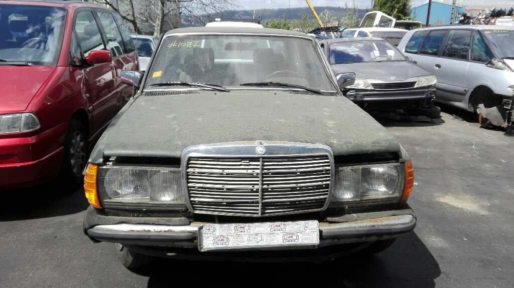 Puerta Trasera Derecha Mercedes-Benz Clase E (W123) Berlina+coupe desde 1976